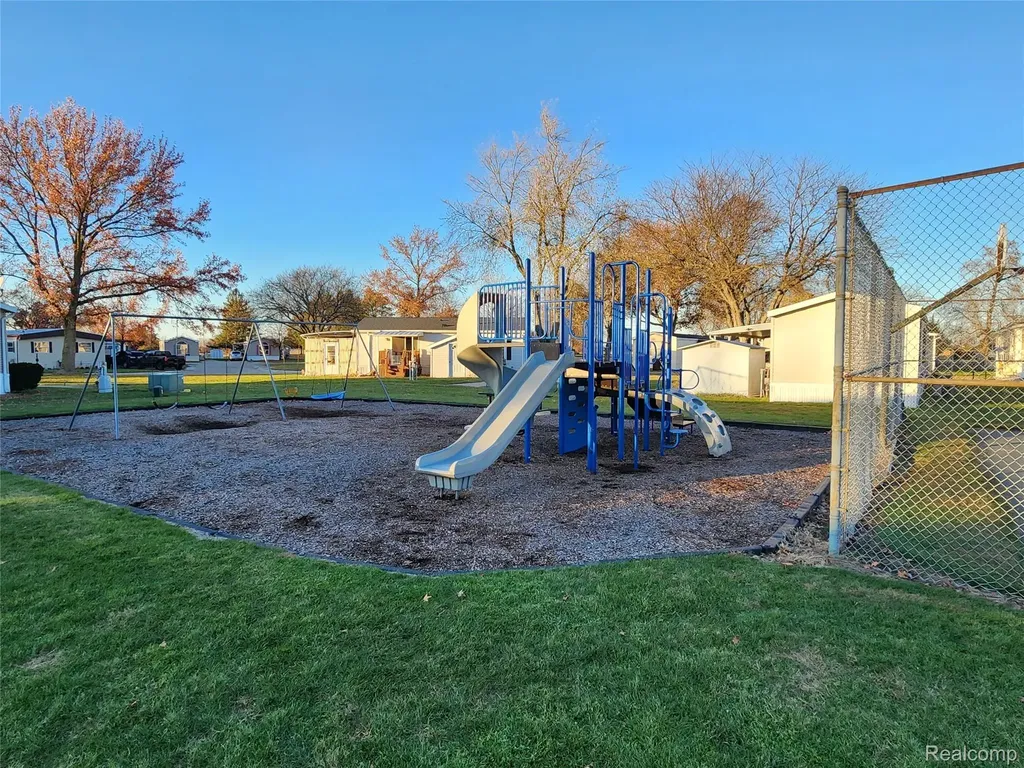 650 W Adrian Street Blissfield Village MI 49228