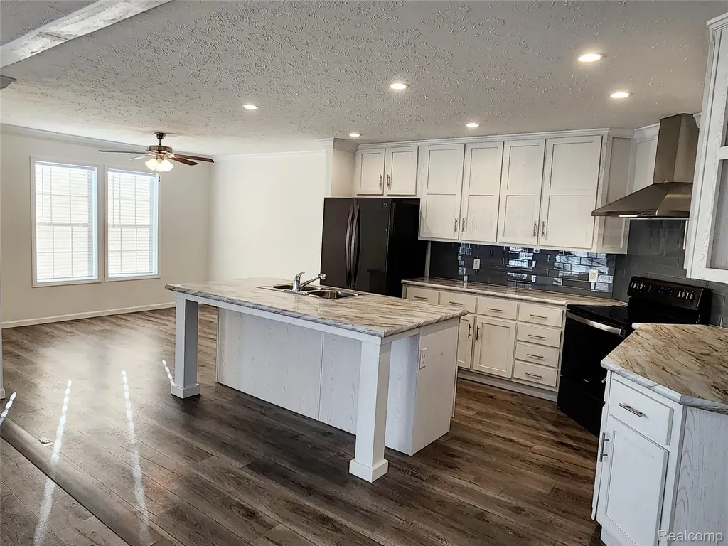 650 W Adrian Street Blissfield Village MI 49228
