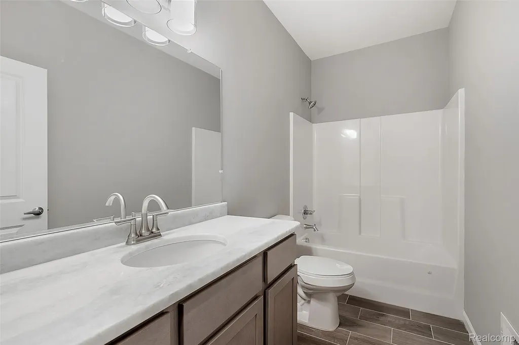 5232 Farmridge Lane Grand Blanc Charter Township MI 48439