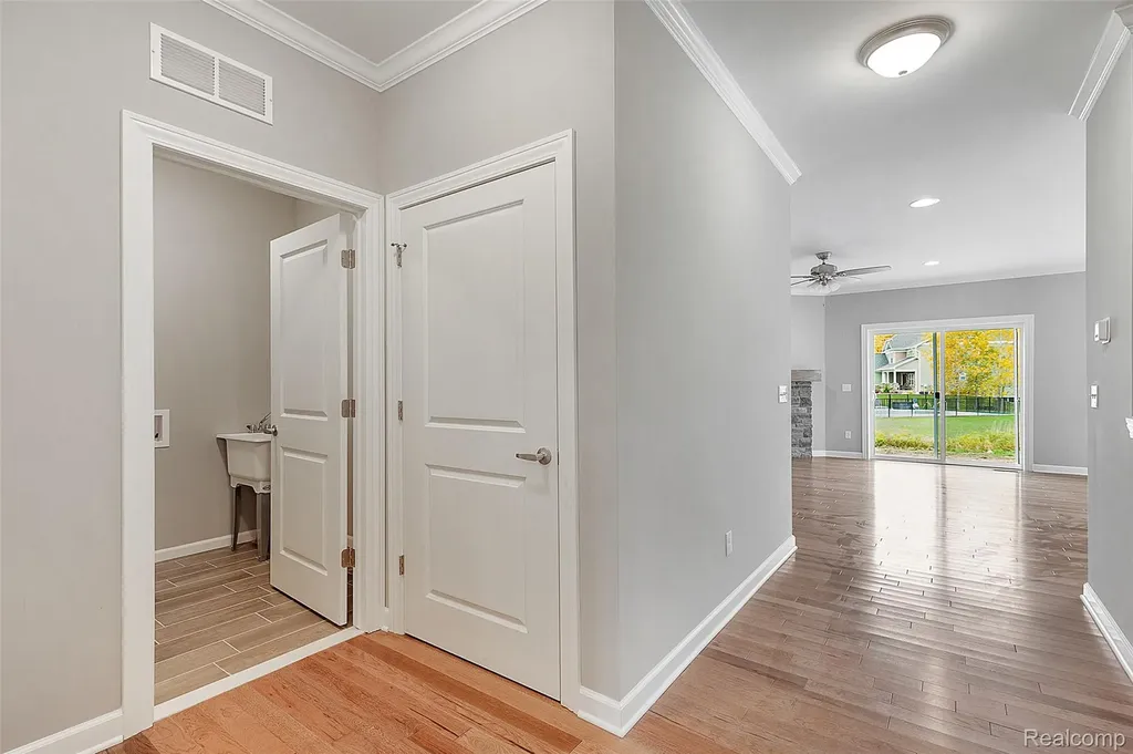 5232 Farmridge Lane Grand Blanc Charter Township MI 48439