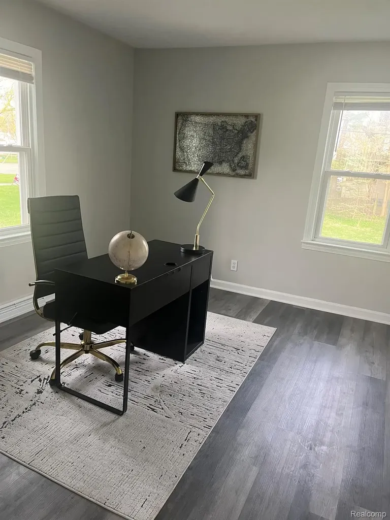 3021 N Grand River Avenue Lansing City MI 48906