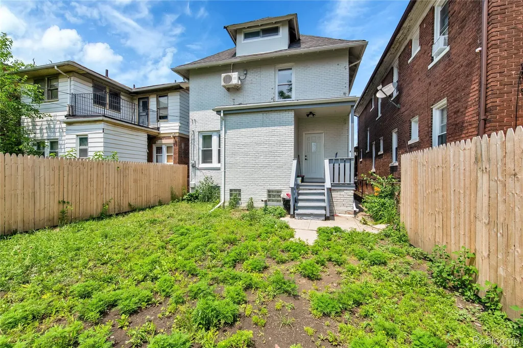 2653 Lothrop Street Detroit City MI 48206