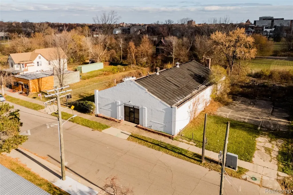 520 Bellevue Street Detroit City MI 48207