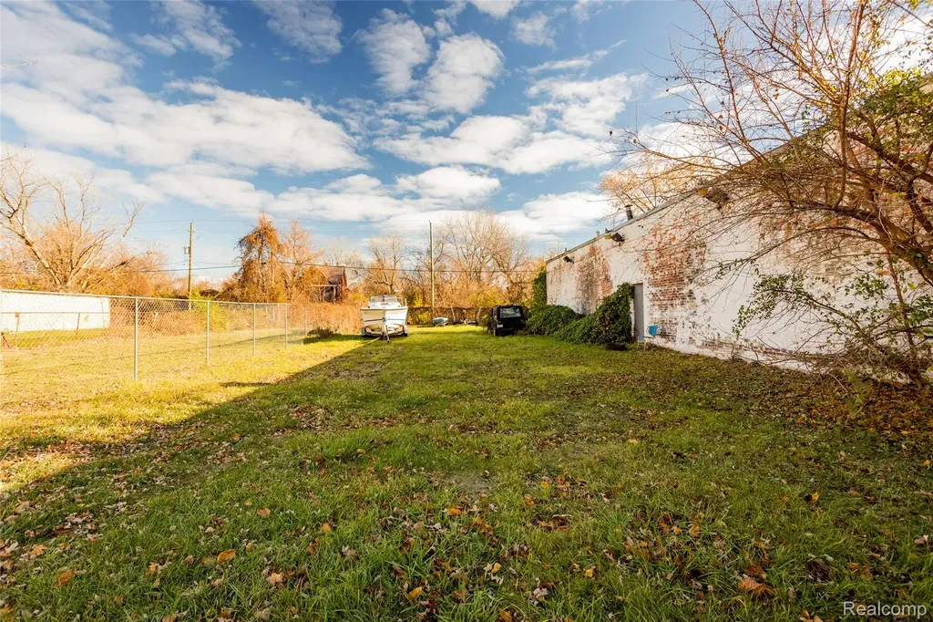 520 Bellevue Street Detroit City MI 48207