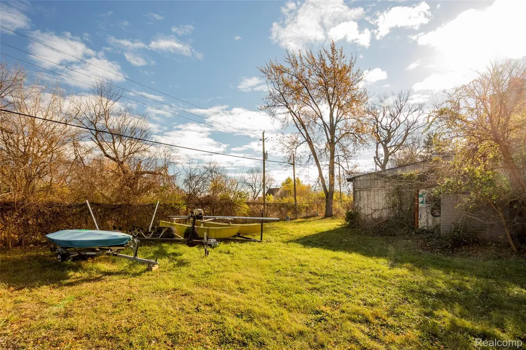 520 Bellevue Street Detroit City MI 48207