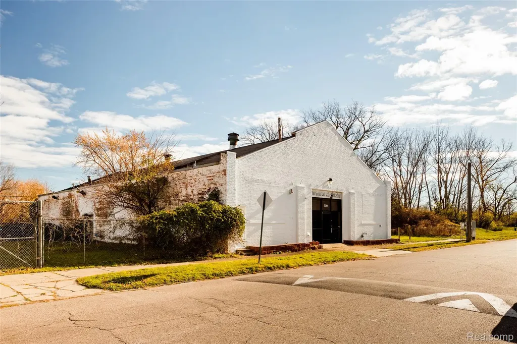 520 Bellevue Street Detroit City MI 48207