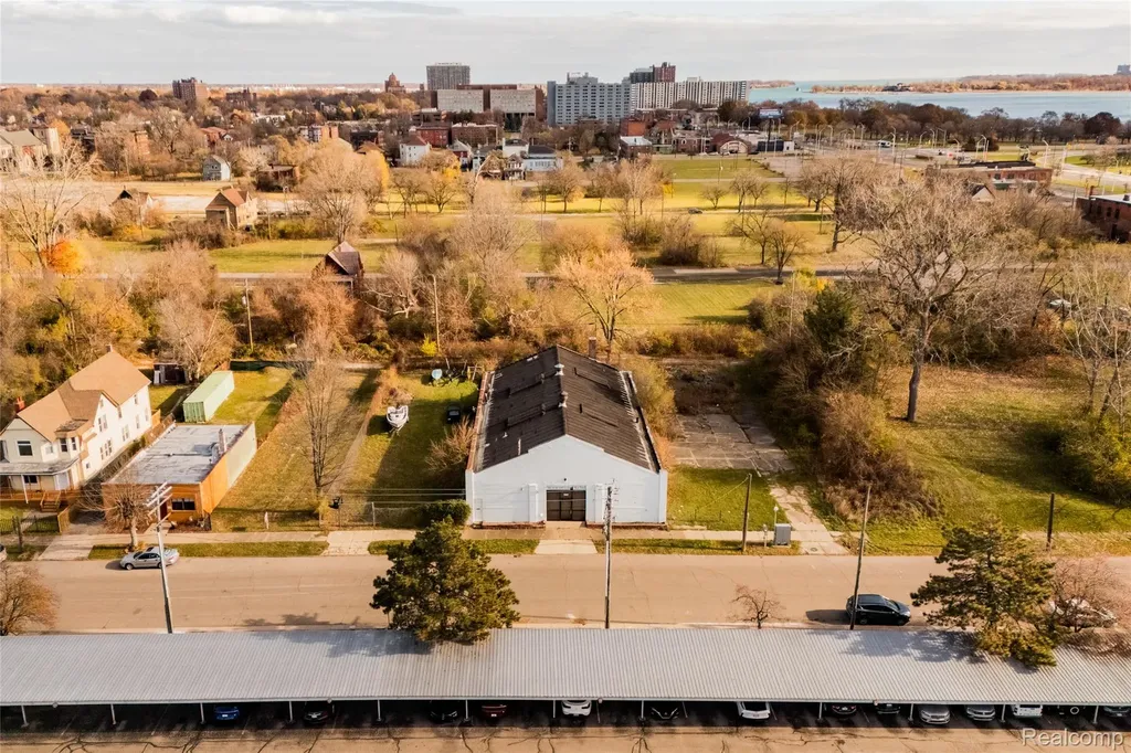 520 Bellevue Street Detroit City MI 48207