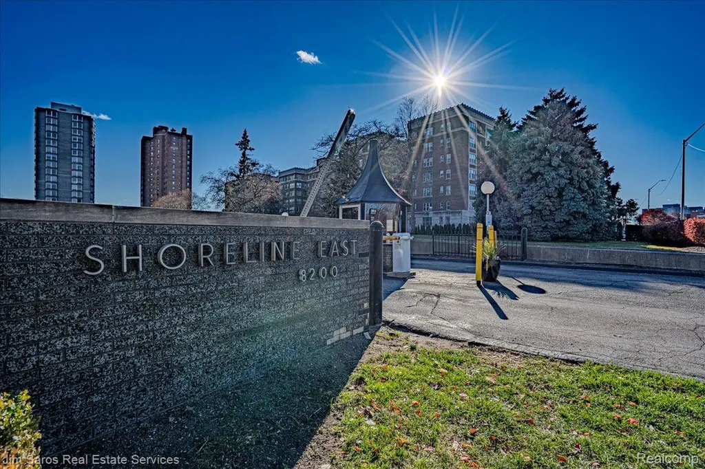 8200 E Jefferson Avenue Detroit City MI 48214