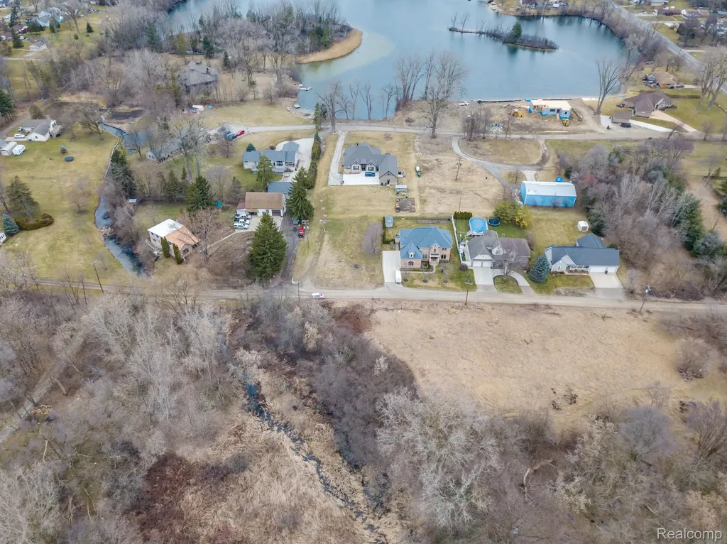 3733 Christie Lane Shelby Charter Township MI 48317