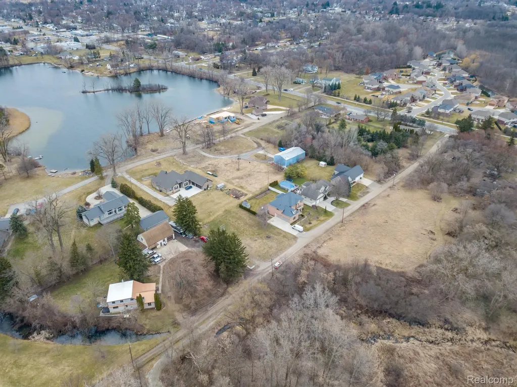 3733 Christie Lane Shelby Charter Township MI 48317