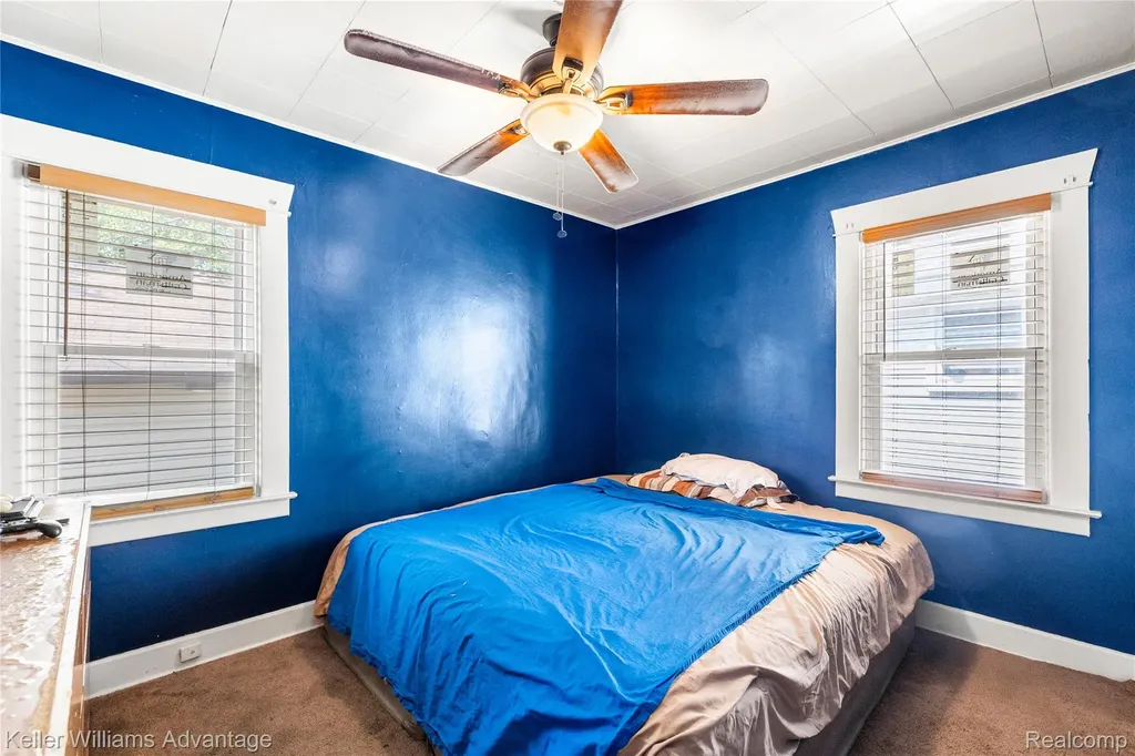 1449 Wayburn Street Grosse Pointe Park City MI 48230