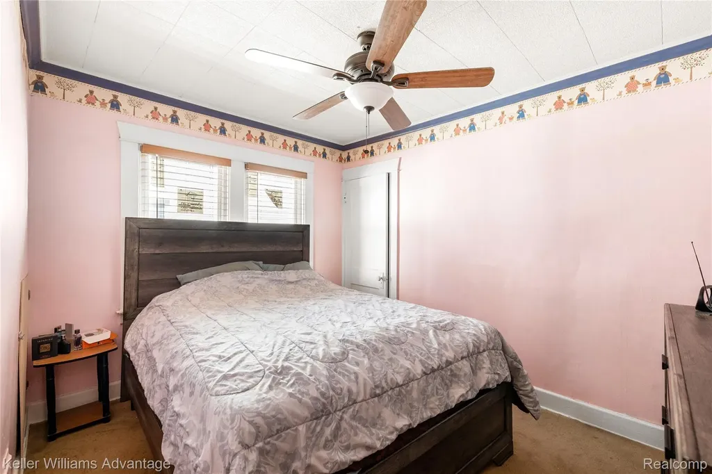 1449 Wayburn Street Grosse Pointe Park City MI 48230