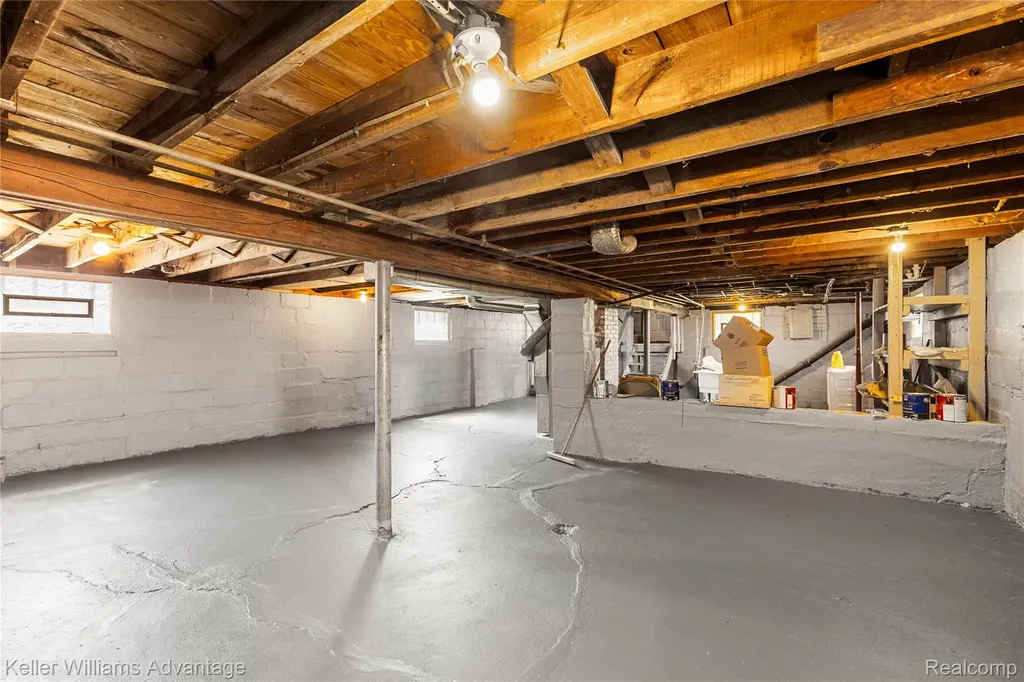 1449 Wayburn Street Grosse Pointe Park City MI 48230
