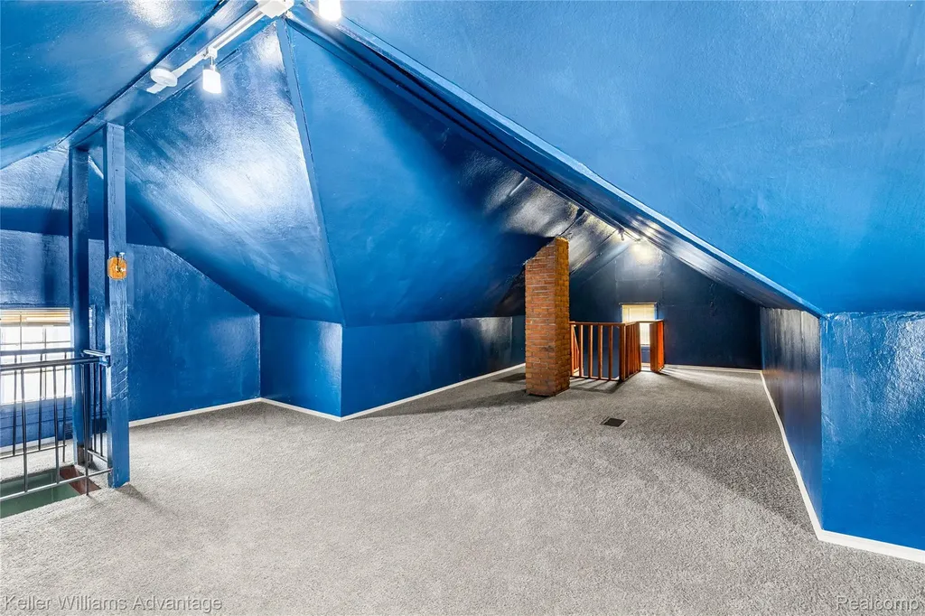 1449 Wayburn Street Grosse Pointe Park City MI 48230
