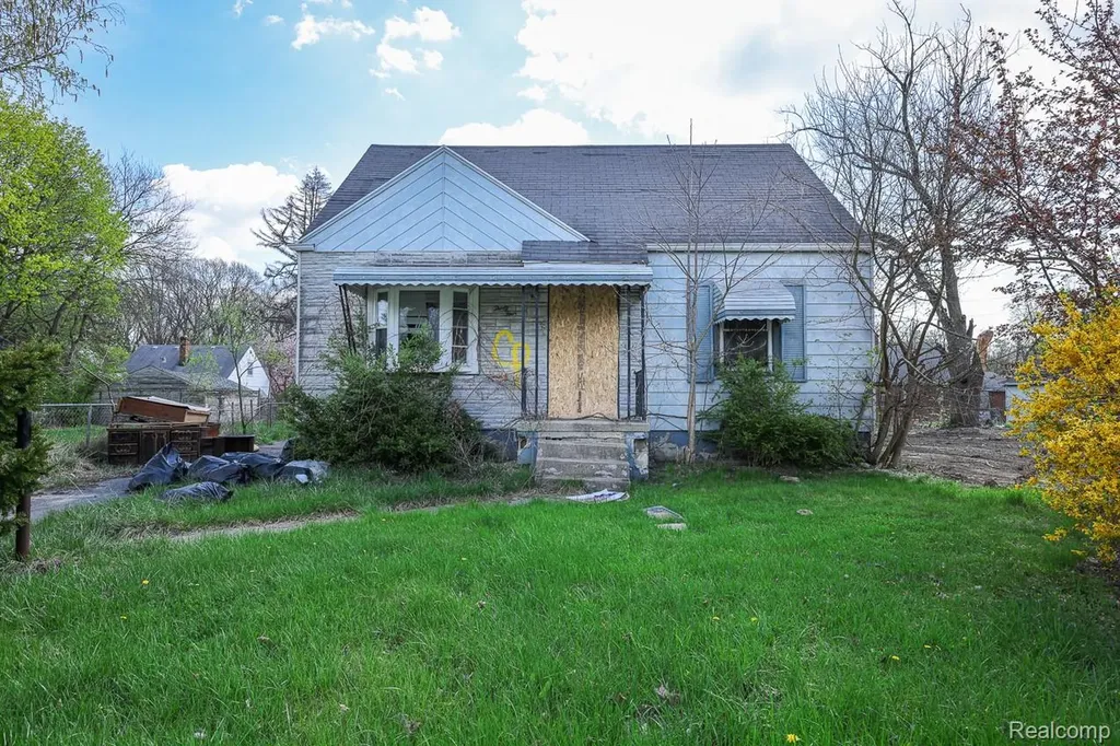 3422 Race Street Flint City MI 48504