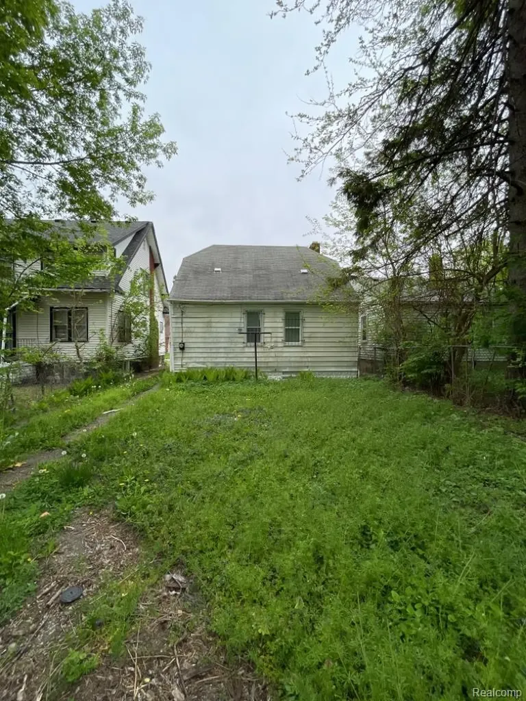 9137 Birwood Street Detroit City MI 48204