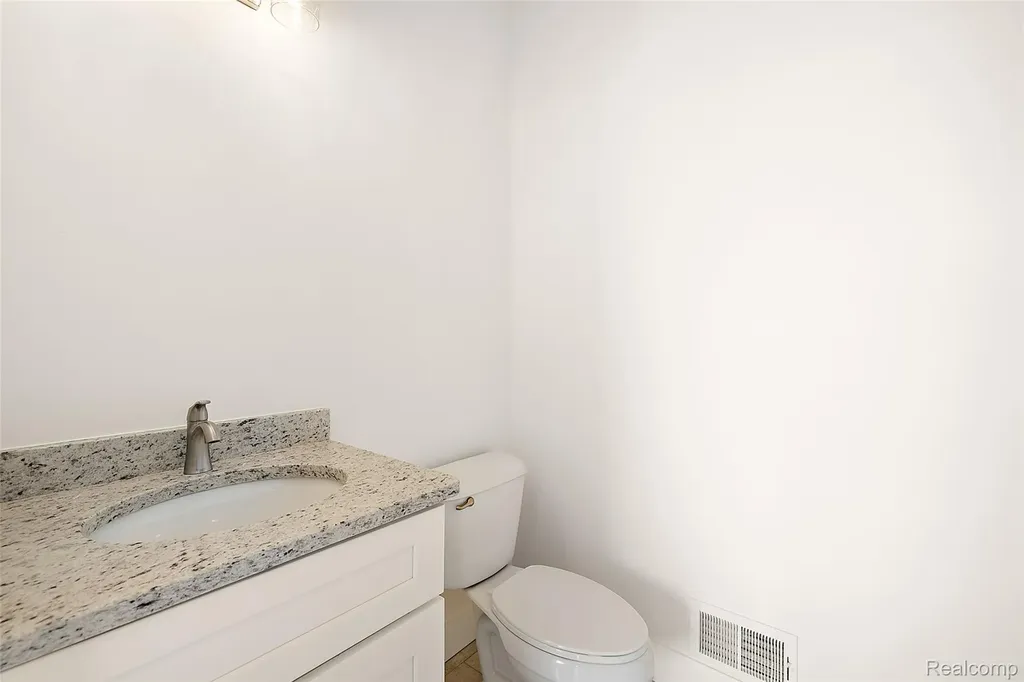 29700 Red Fox Lane Chesterfield Township MI 48047