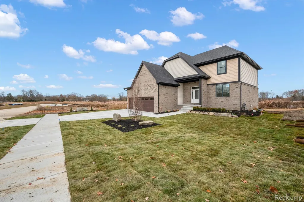 29700 Red Fox Lane Chesterfield Township MI 48047