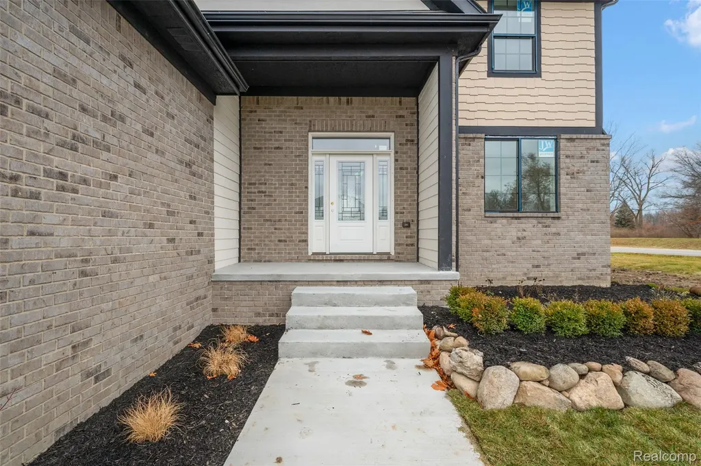 29700 Red Fox Lane Chesterfield Township MI 48047