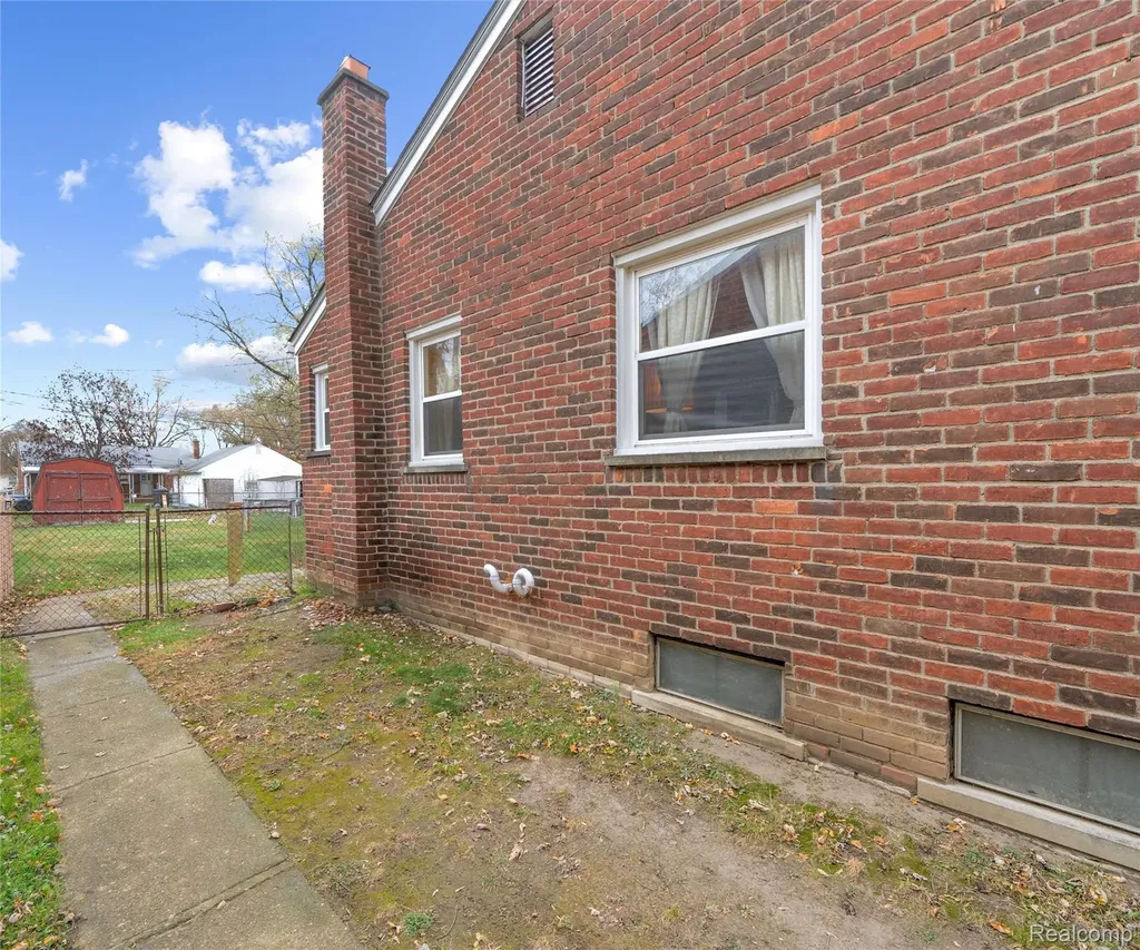 28940 Grandview Street Inkster City MI 48141