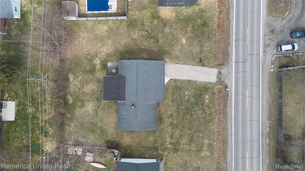 945 N Commerce Road Commerce Charter Township MI 48382