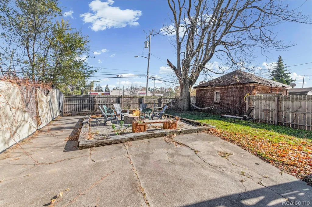 17560 Stoepel Street Detroit City MI 48221