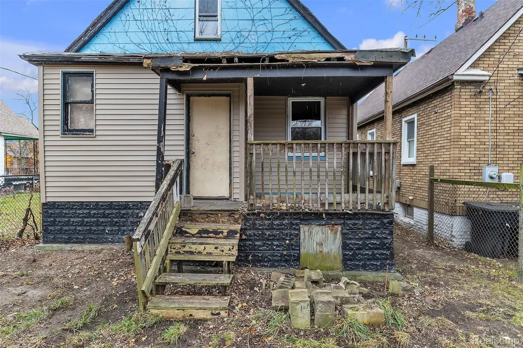 9333 Elsa Street Detroit City MI 48214