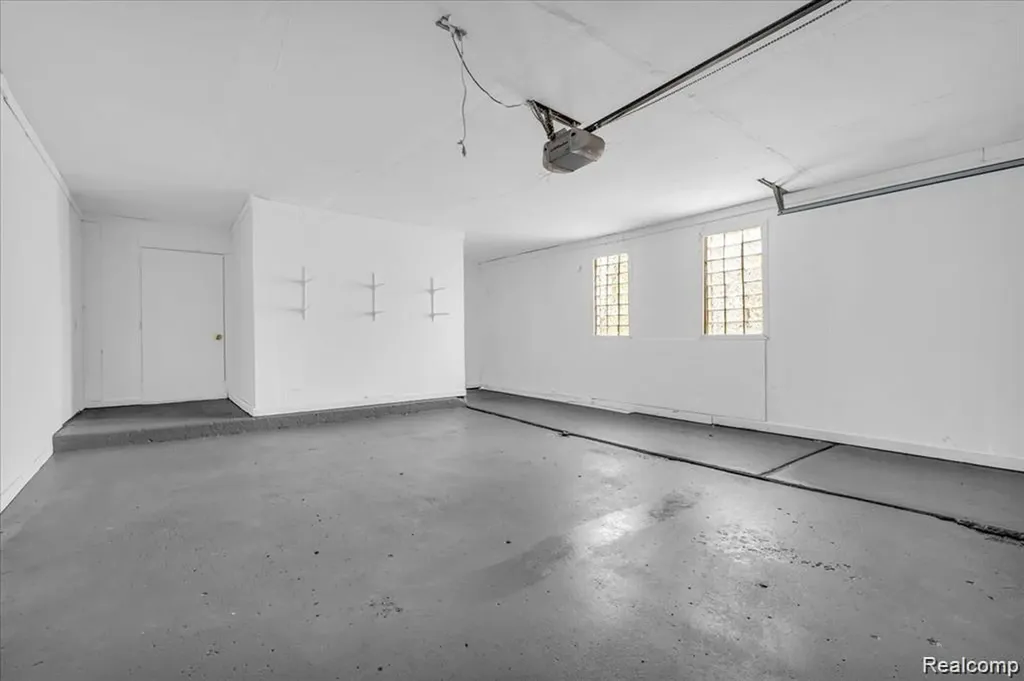 19909 Hartwell Street Detroit City MI 48235