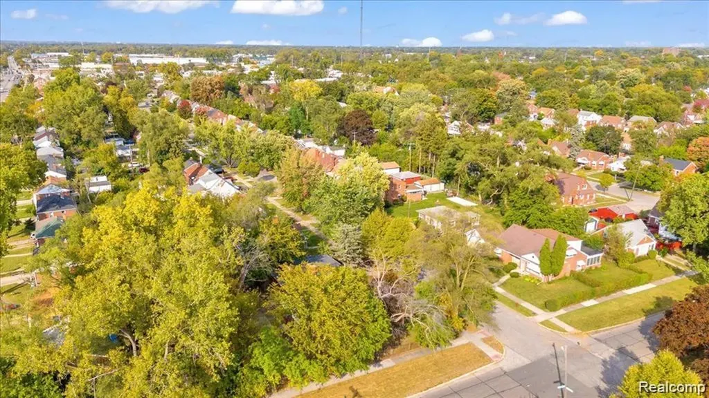 19909 Hartwell Street Detroit City MI 48235