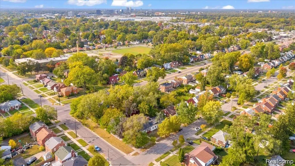 19909 Hartwell Street Detroit City MI 48235