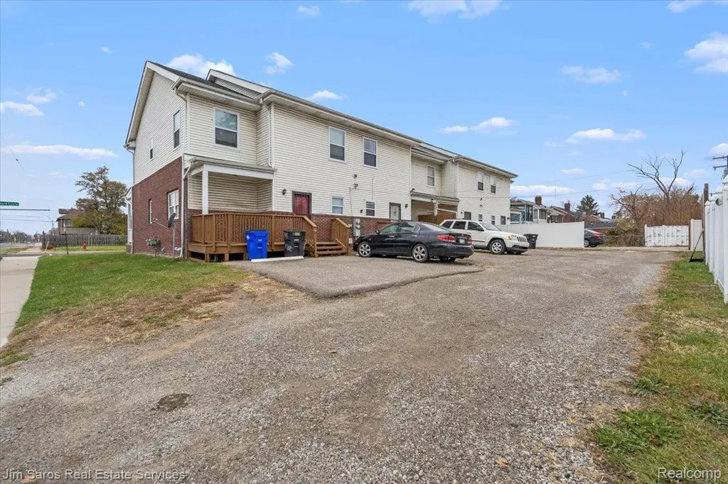 3399 Ewald Circle Detroit City MI 48238