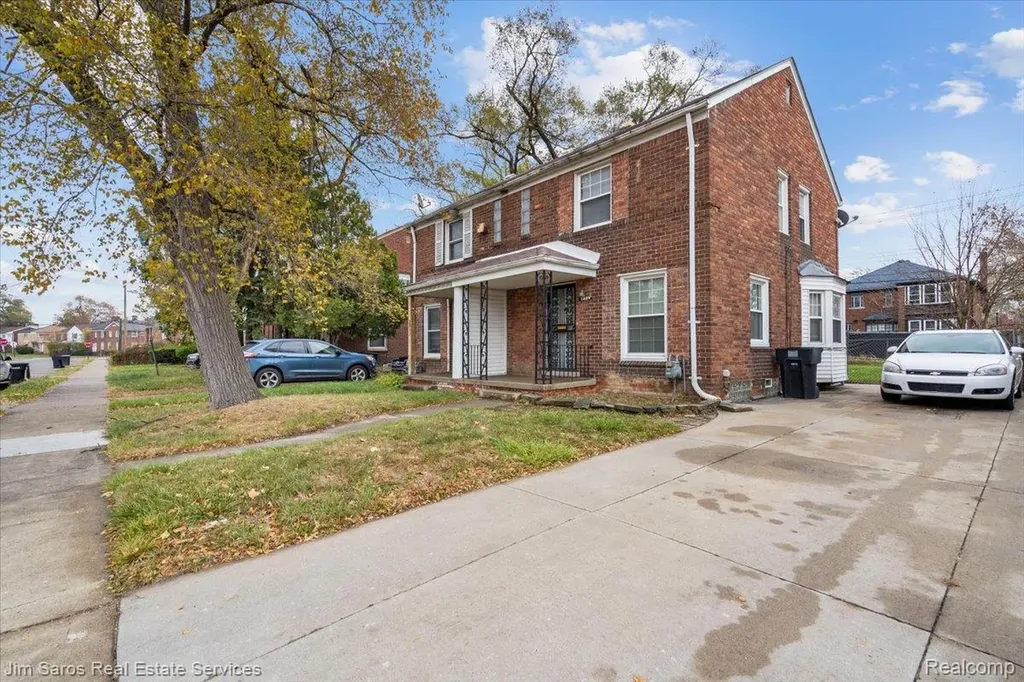 2039 Ewald Circle Detroit City MI 48238