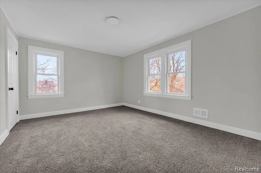 16241 Cherrylawn Street Detroit City MI 48221