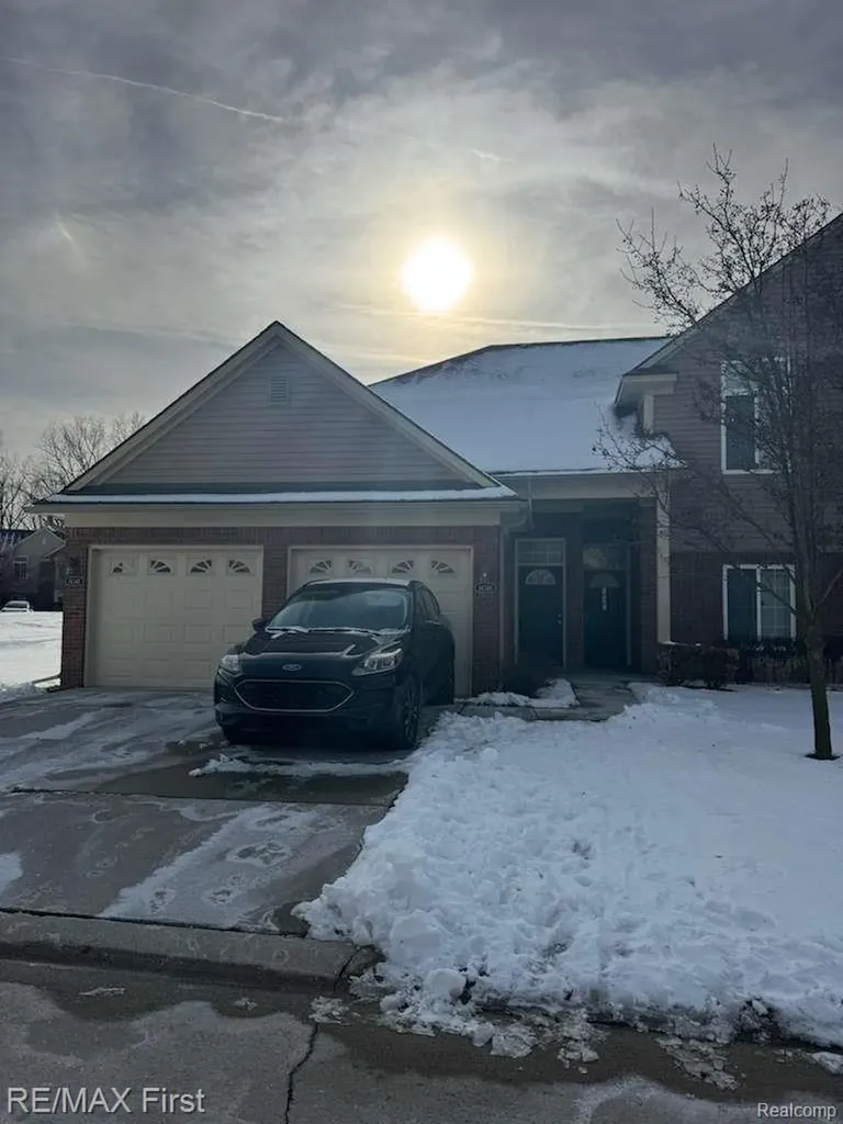14349 Shadywood Drive Sterling Heights City MI 48312