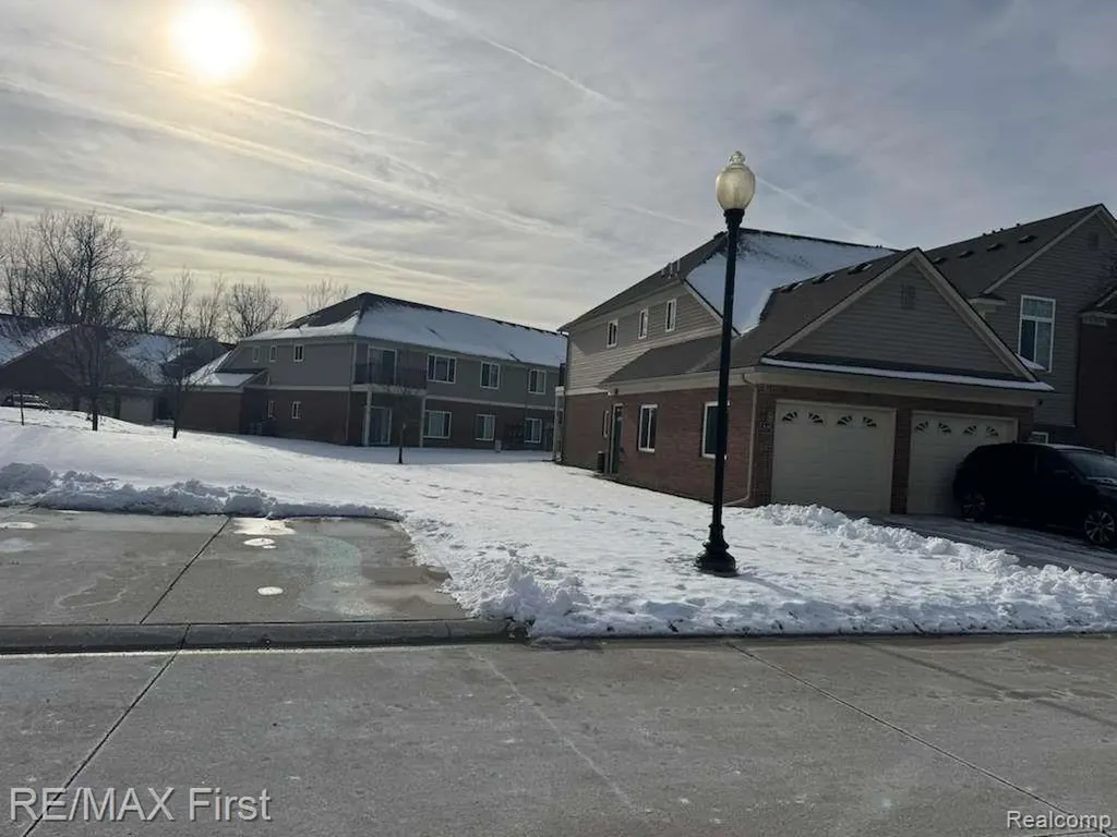 14349 Shadywood Drive Sterling Heights City MI 48312