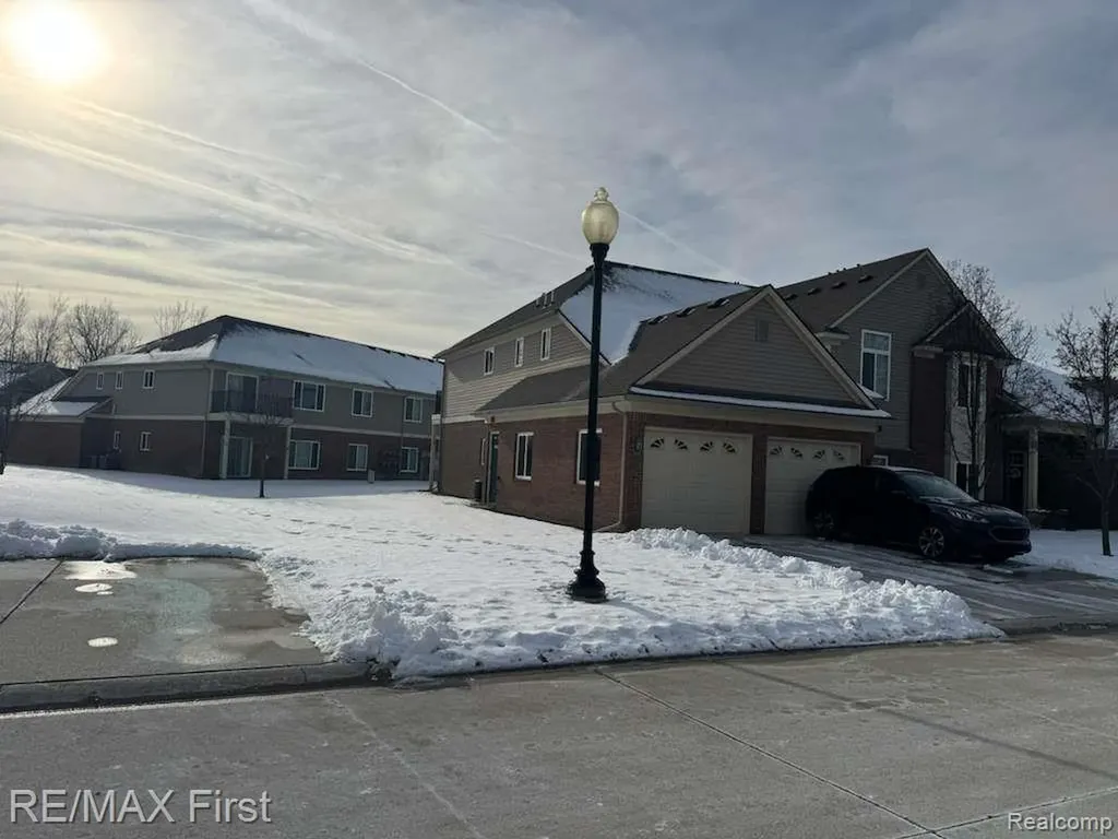 14349 Shadywood Drive Sterling Heights City MI 48312