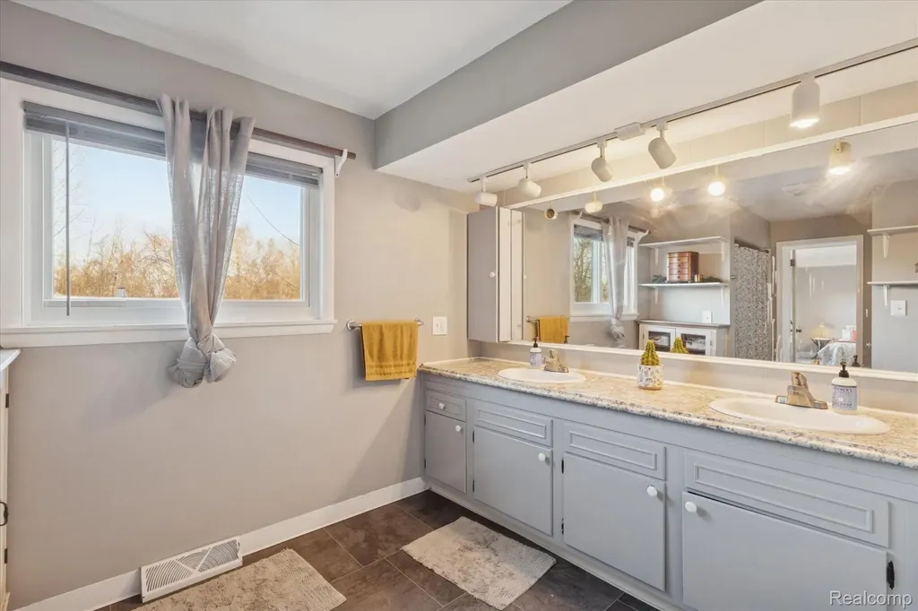 2037 128th Avenue Hopkins Township MI 49328