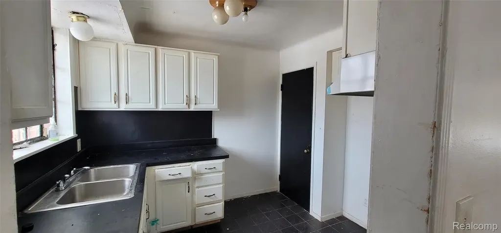 14321 Prevost Street Detroit City MI 48227