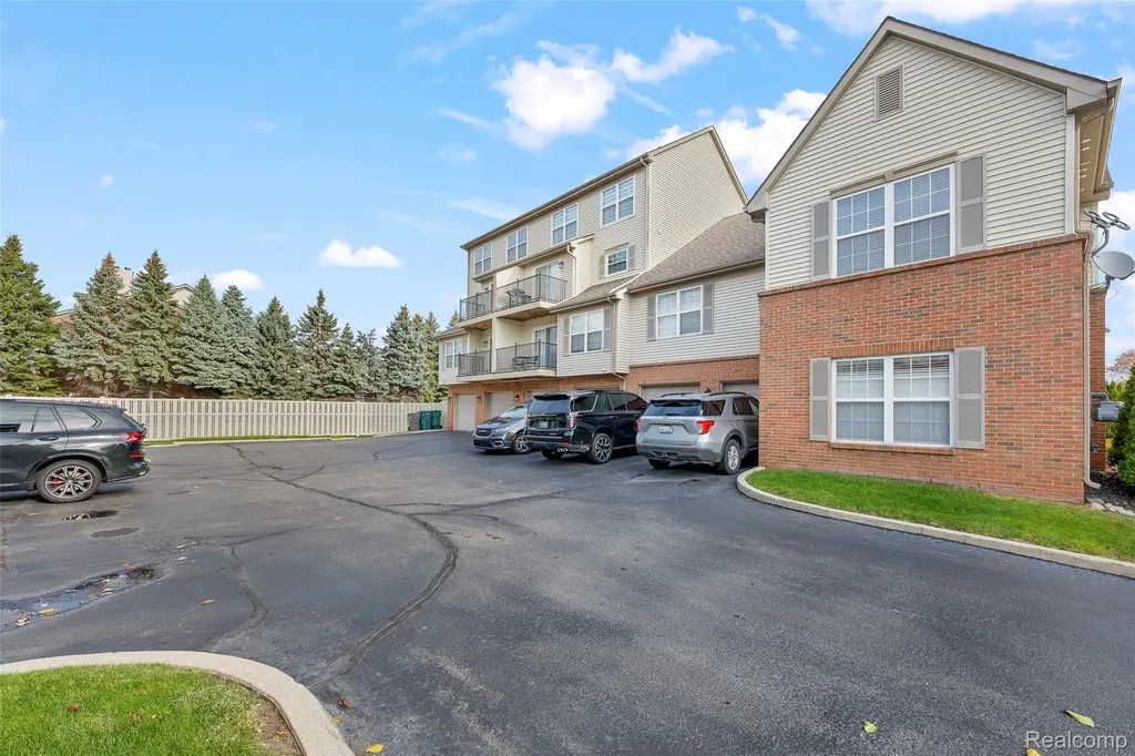 22200 Abbey Lane Dearborn City MI 48124