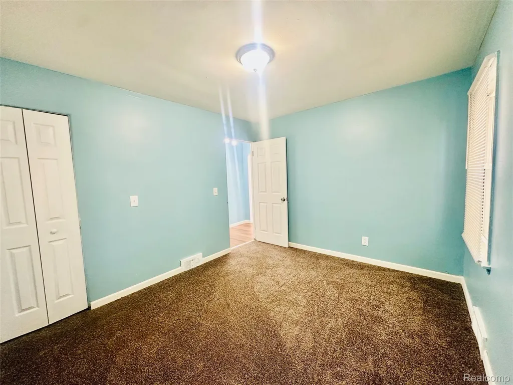 13995 Young Street Detroit City MI 48205