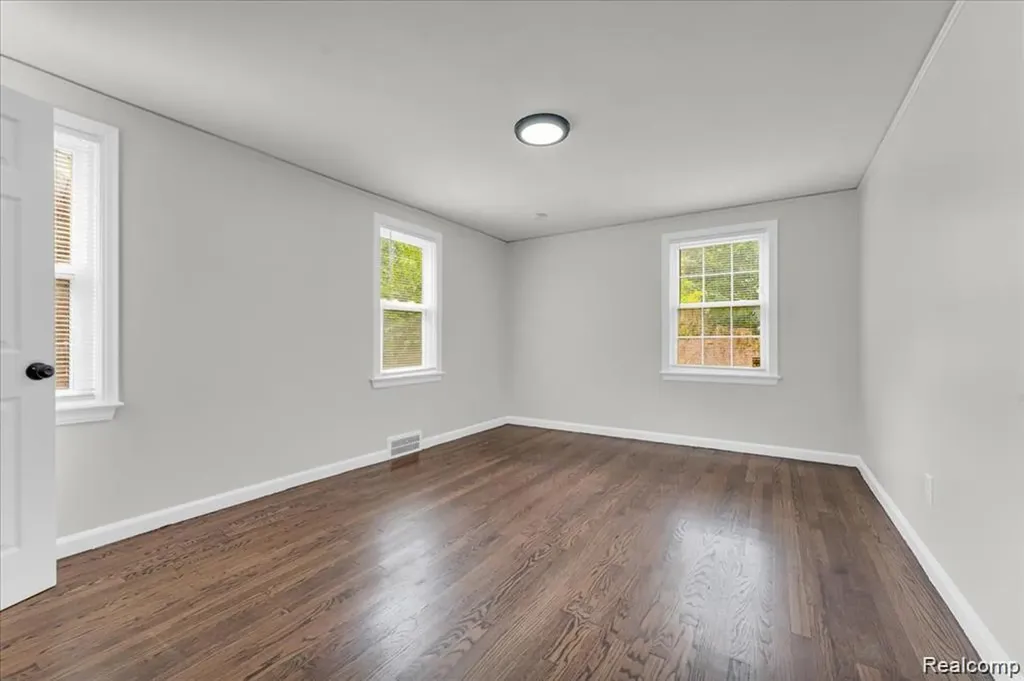 14393 Faust Avenue Detroit City MI 48223