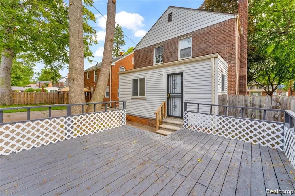 14393 Faust Avenue Detroit City MI 48223
