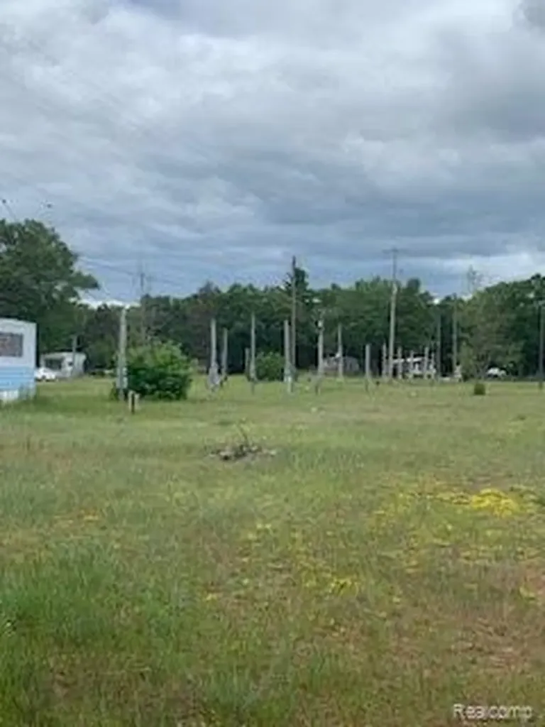 6449 Seminole Street Oscoda Charter Township MI 48750