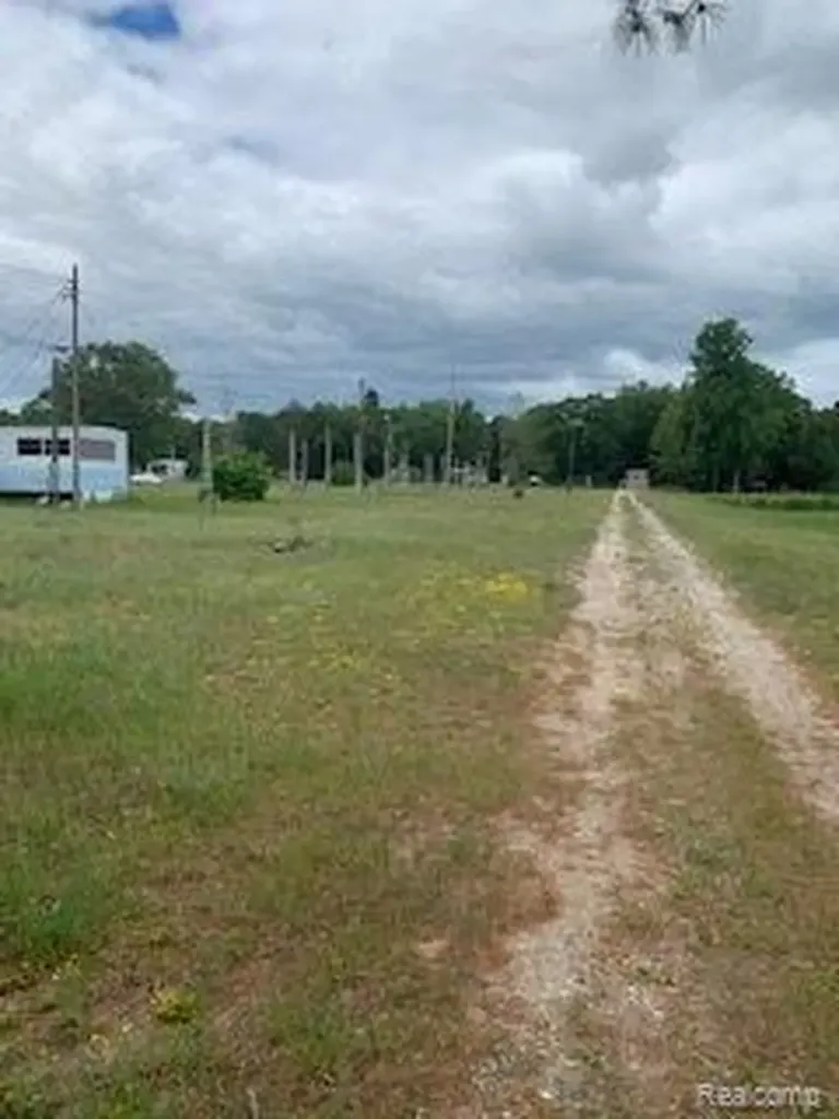 6449 Seminole Street Oscoda Charter Township MI 48750
