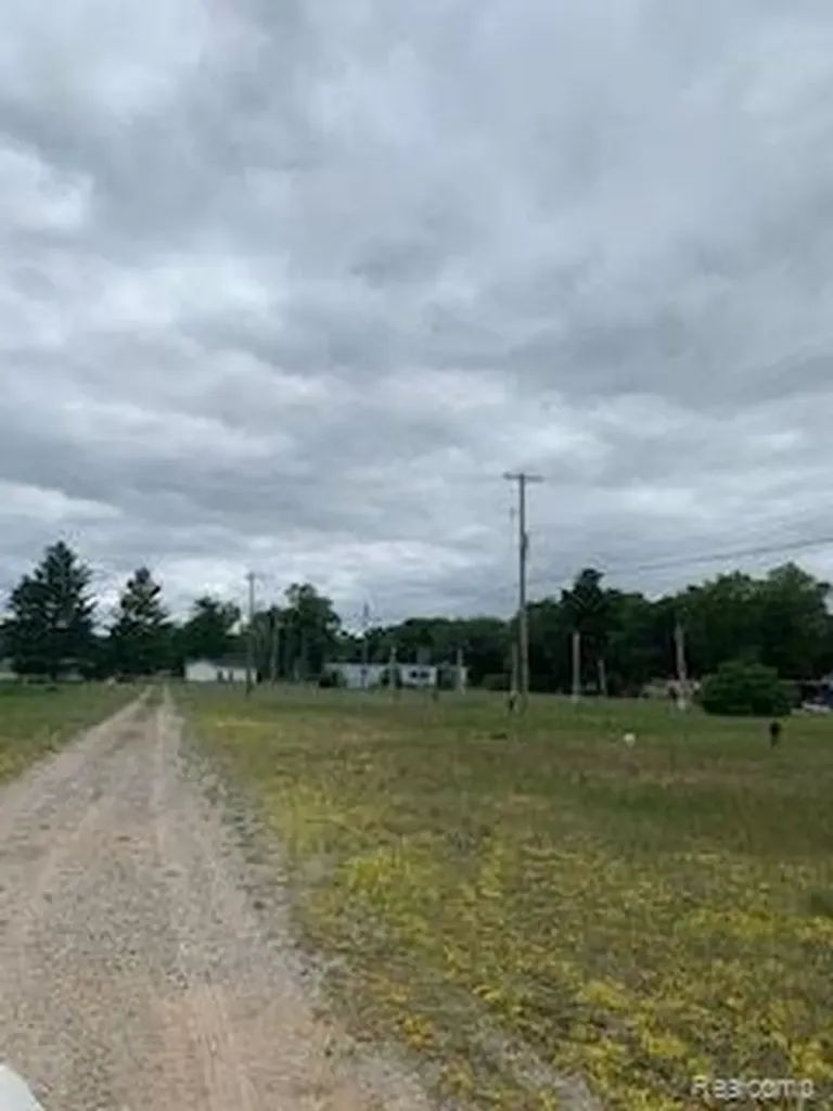 6449 Seminole Street Oscoda Charter Township MI 48750