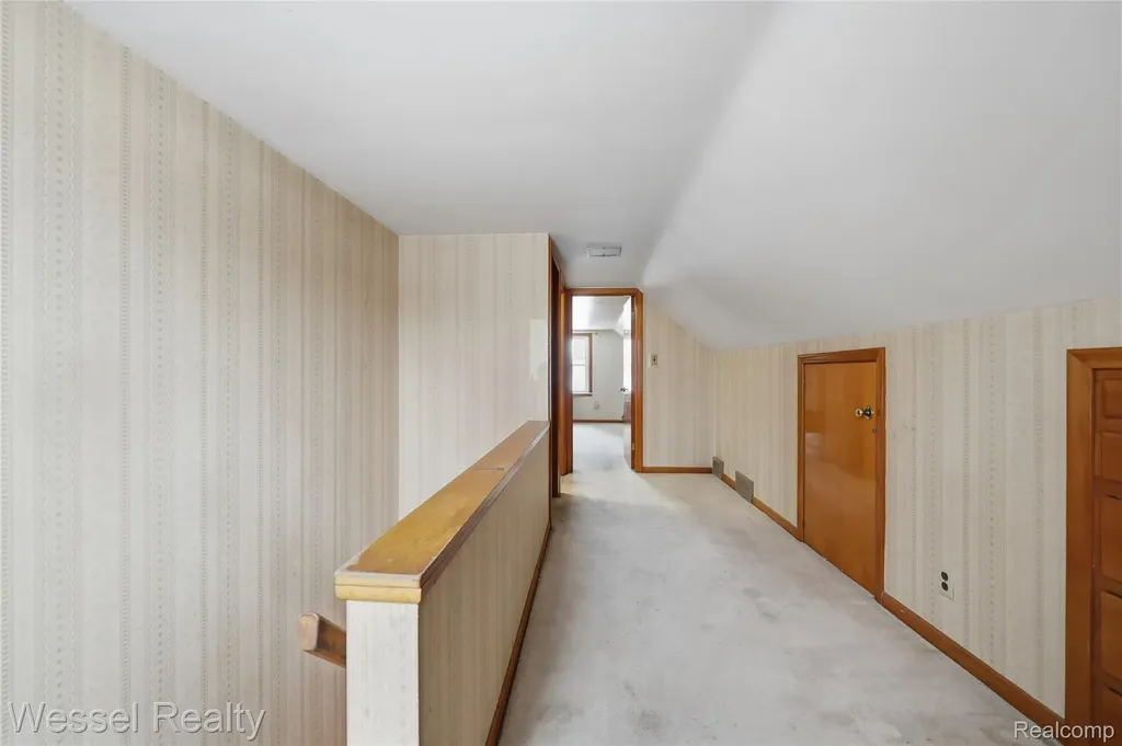 28771 Bunert Road Warren City MI 48088