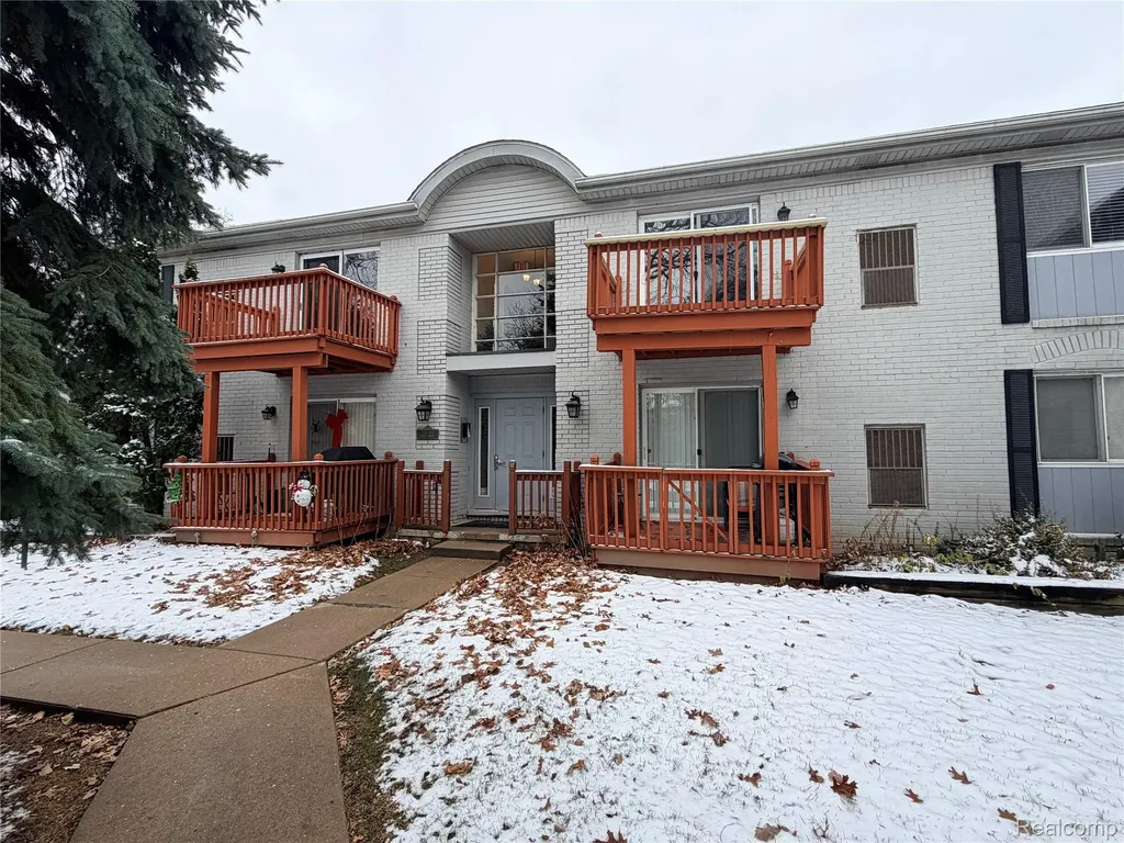 1726 Fort Street Trenton City MI 48183