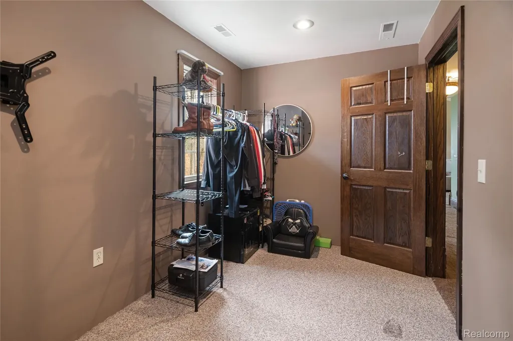 2222 Loree Road Washington Township MI 48401