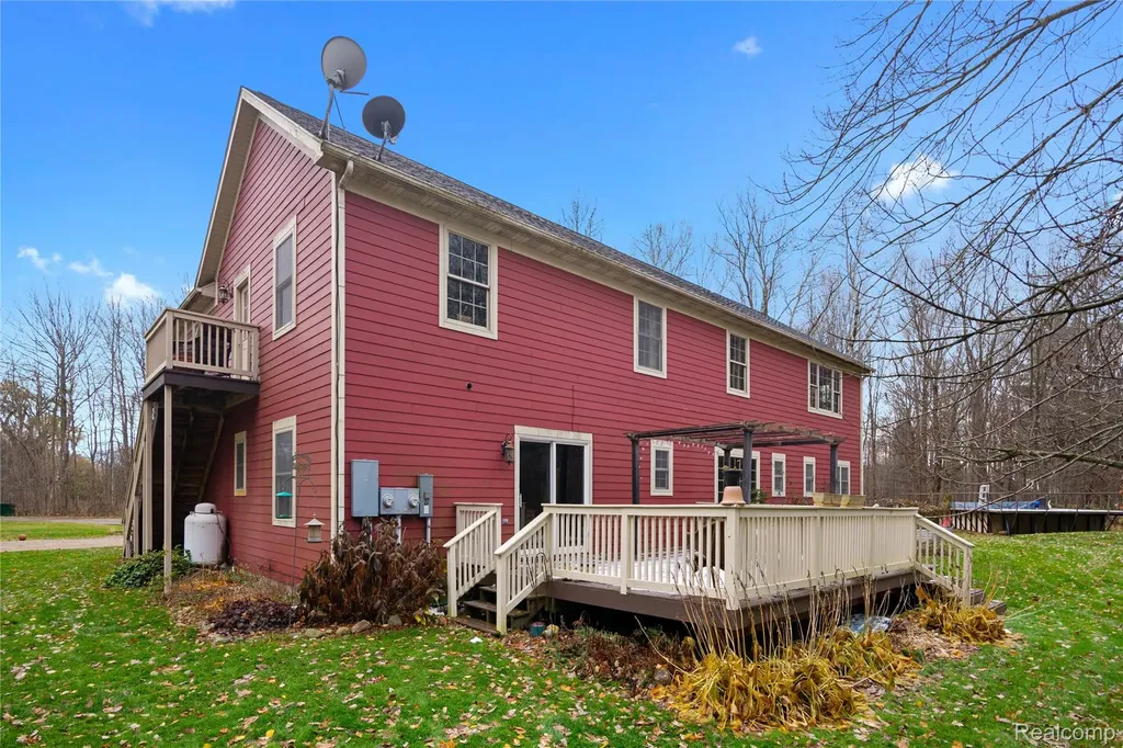 2222 Loree Road Washington Township MI 48401