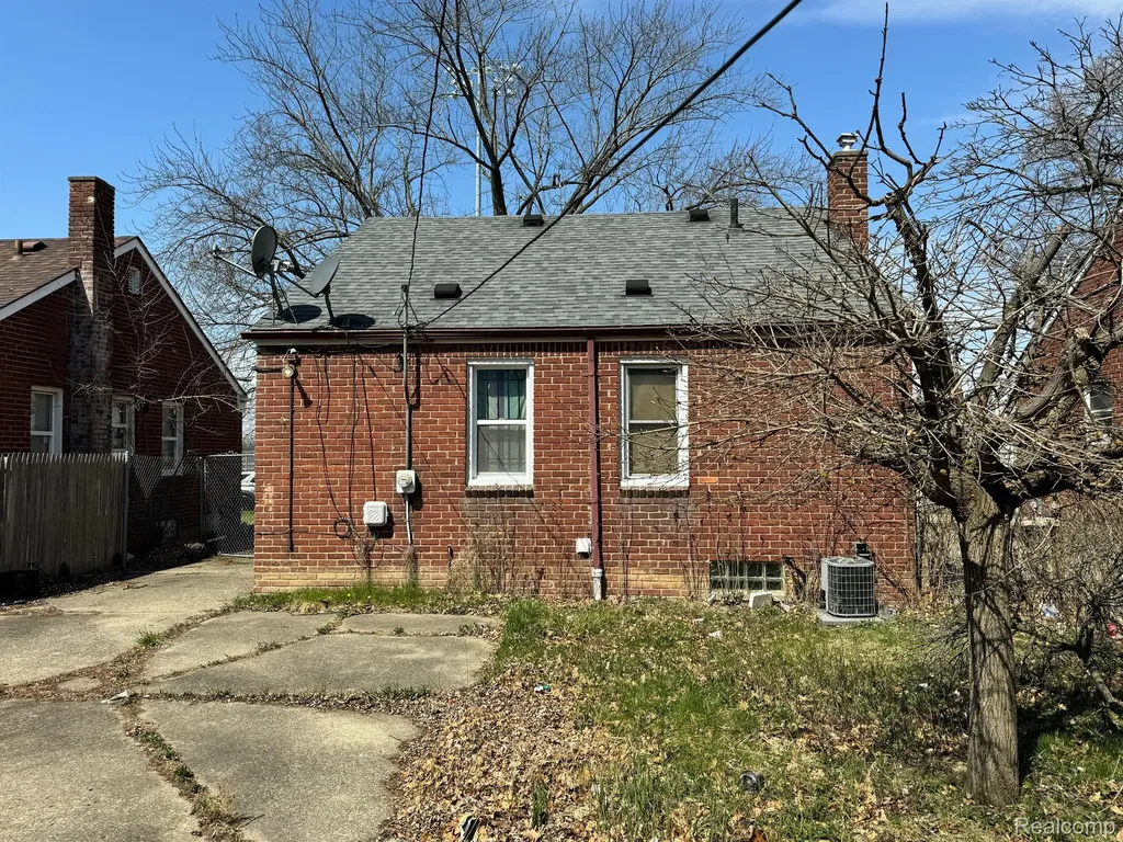 11990 Duchess Street Detroit City MI 48224
